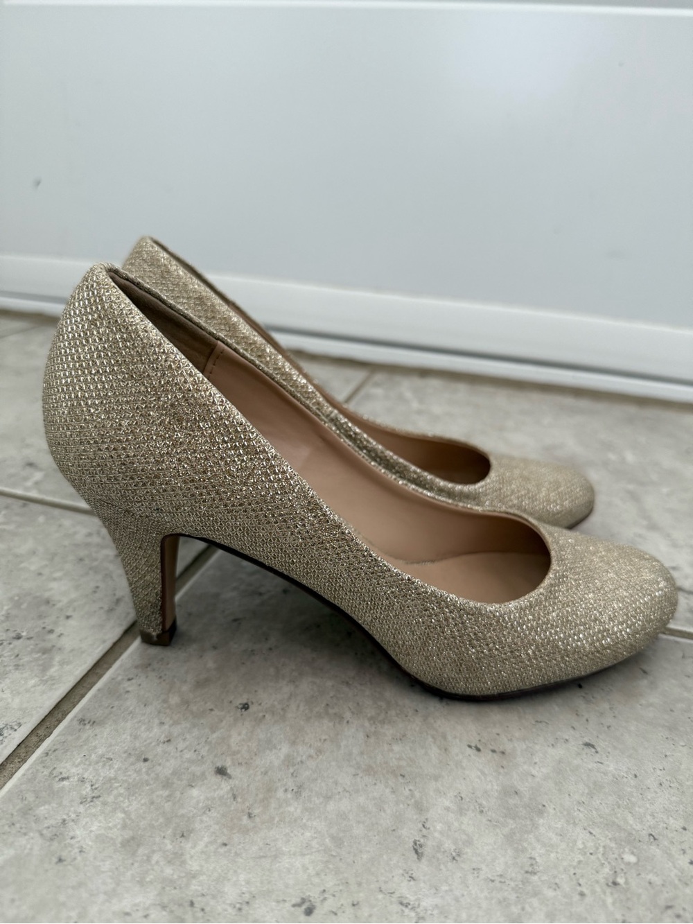Call It Spring Women’s Gold Glitter Pumps